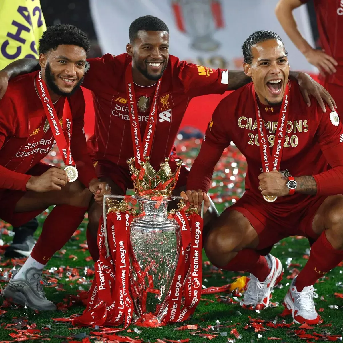Liverpool fc epl trophies shop