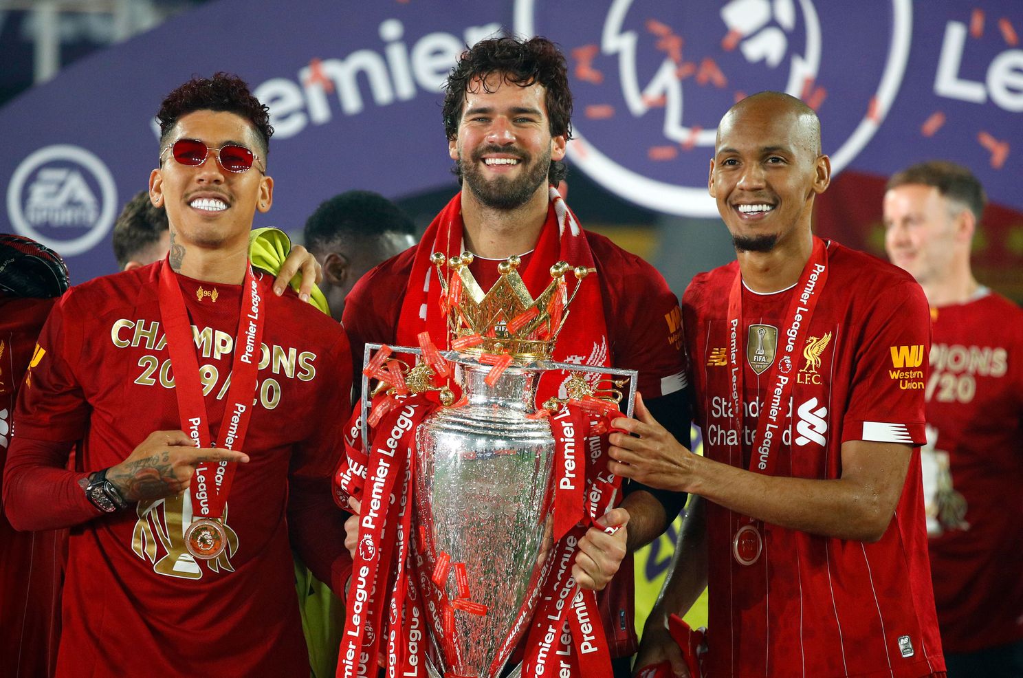 Last epl top trophy for liverpool