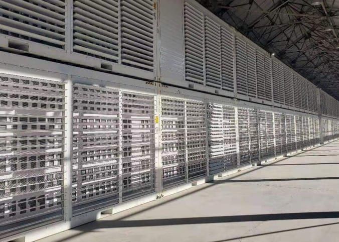 Bitcoin (BTC) mining farm in Texas geopend: 130.000 m² aan apparatuur