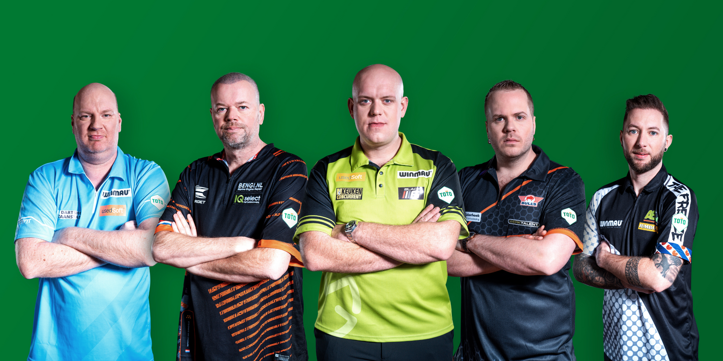 Nederlandse topdarters tekenen drie jaar bij TOTO Dart Kings