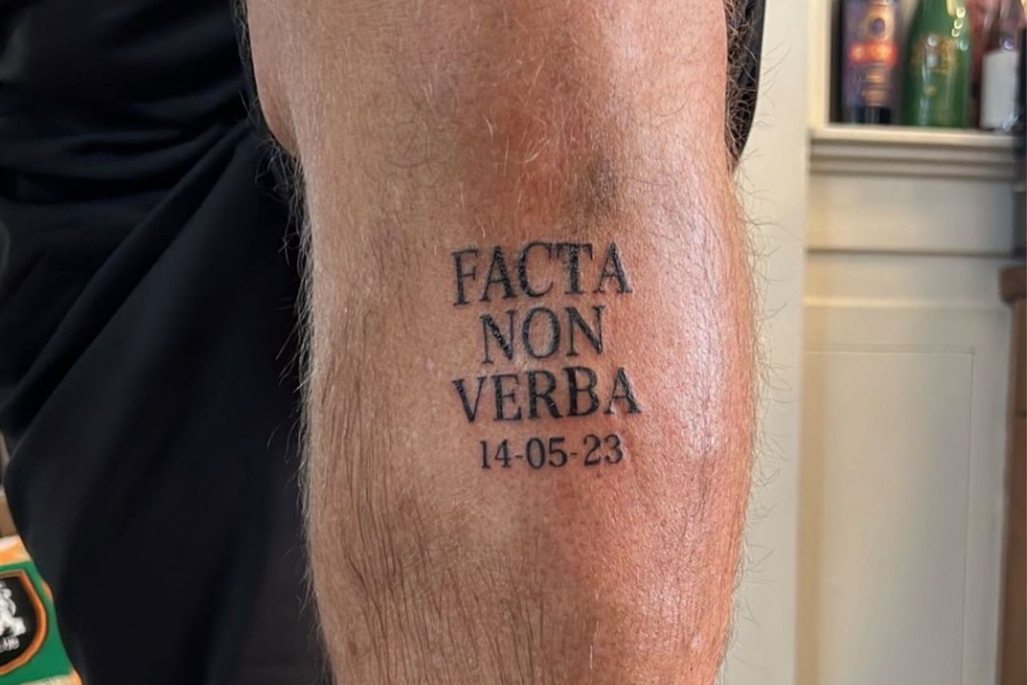 John de Wolf zet tattoo ter ere van kampioenschap FR12.nl