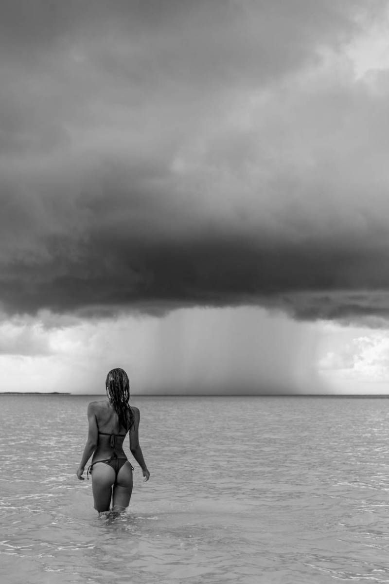 Alexis Ren gekiekt door France Duque