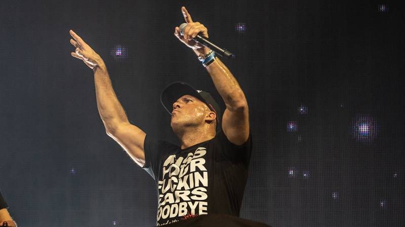 Foto's 25-jarig jubileumconcert Charly Lownoise en Mental Theo