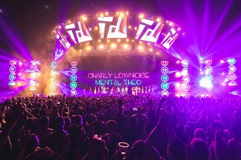 Foto's 25-jarig jubileumconcert Charly Lownoise en Mental Theo