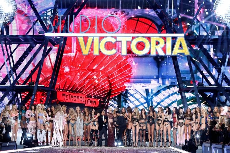 De grote Victoria's Secret show 2016 in foto's