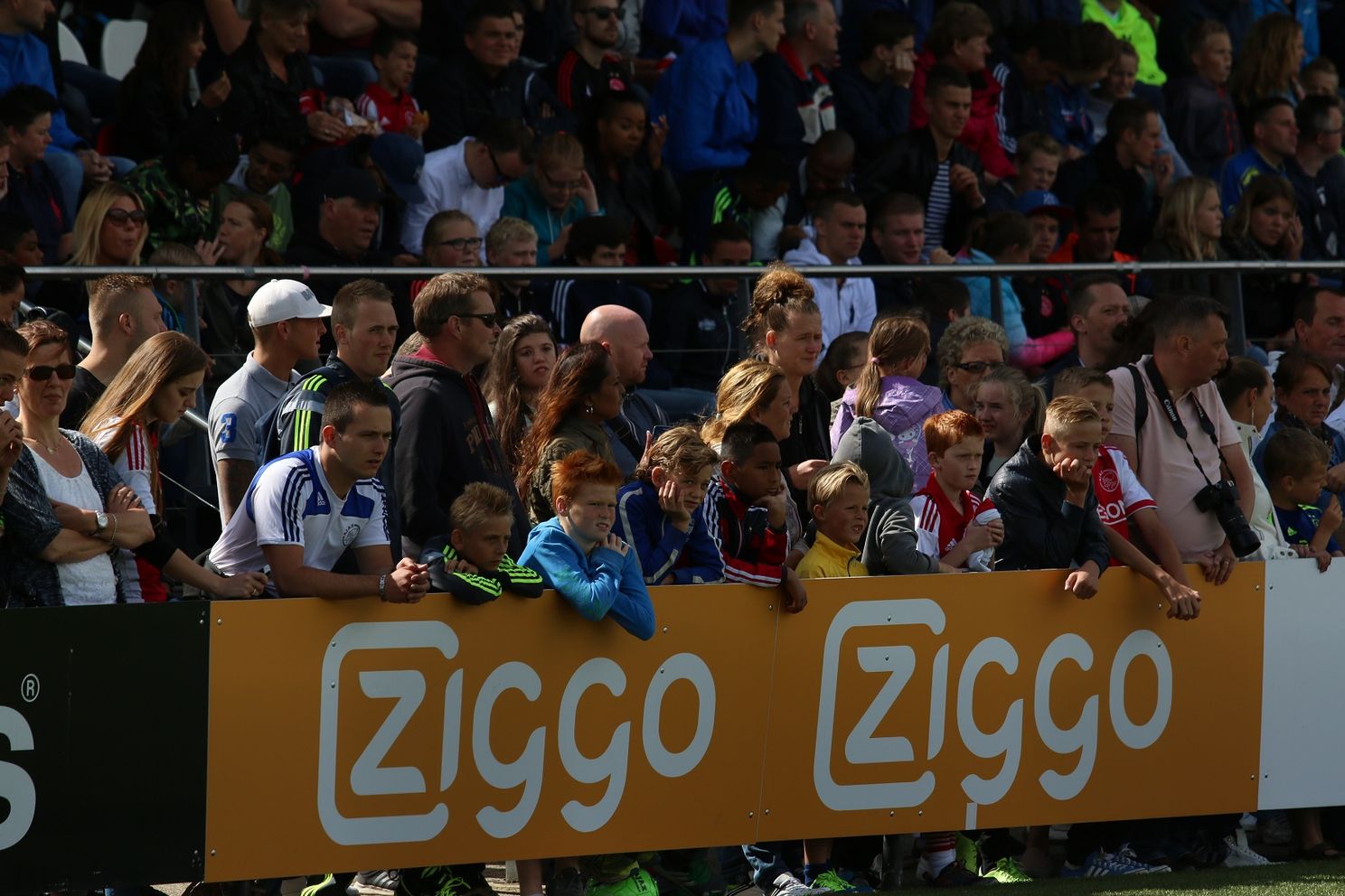 Foto's: Selectie en fans hebben elkaar gemist