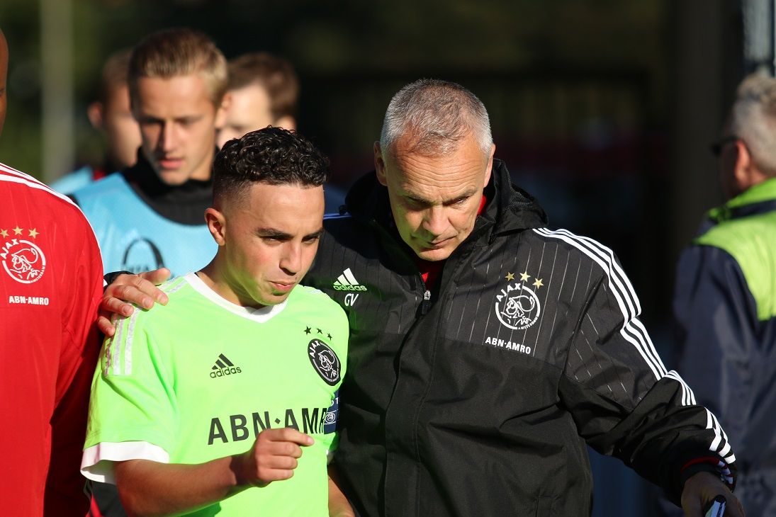 Overwinning Ajax A1 op Schalke in beeld