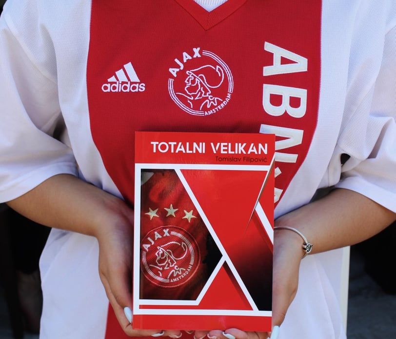 'Hoop dat Tadić mijn Kroatische Ajax-boek op een dag kan lezen'