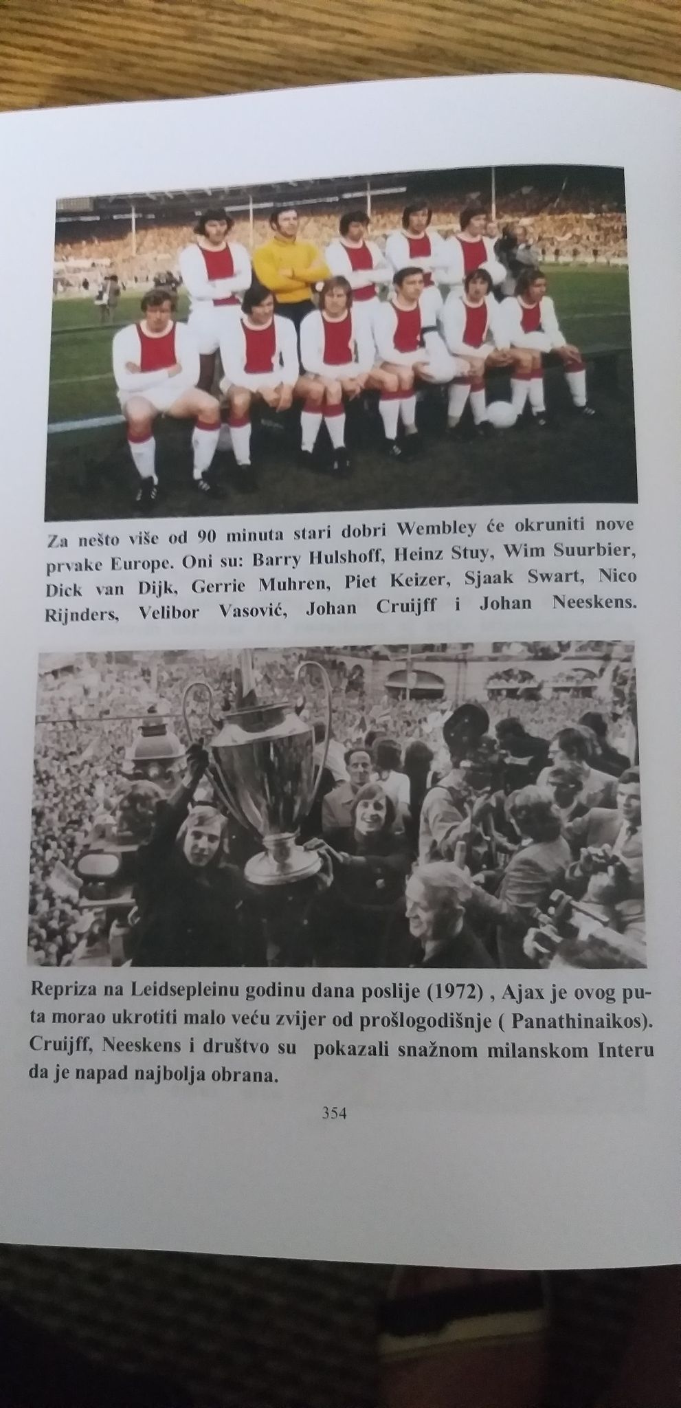 'Hoop dat Tadić mijn Kroatische Ajax-boek op een dag kan lezen'
