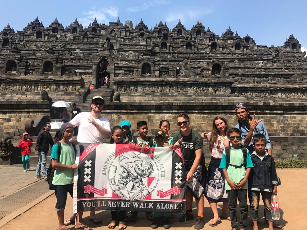 Pemain Ajax di Indonesia: ``Semua teman Indonesia saya juga menyukai Ajax 