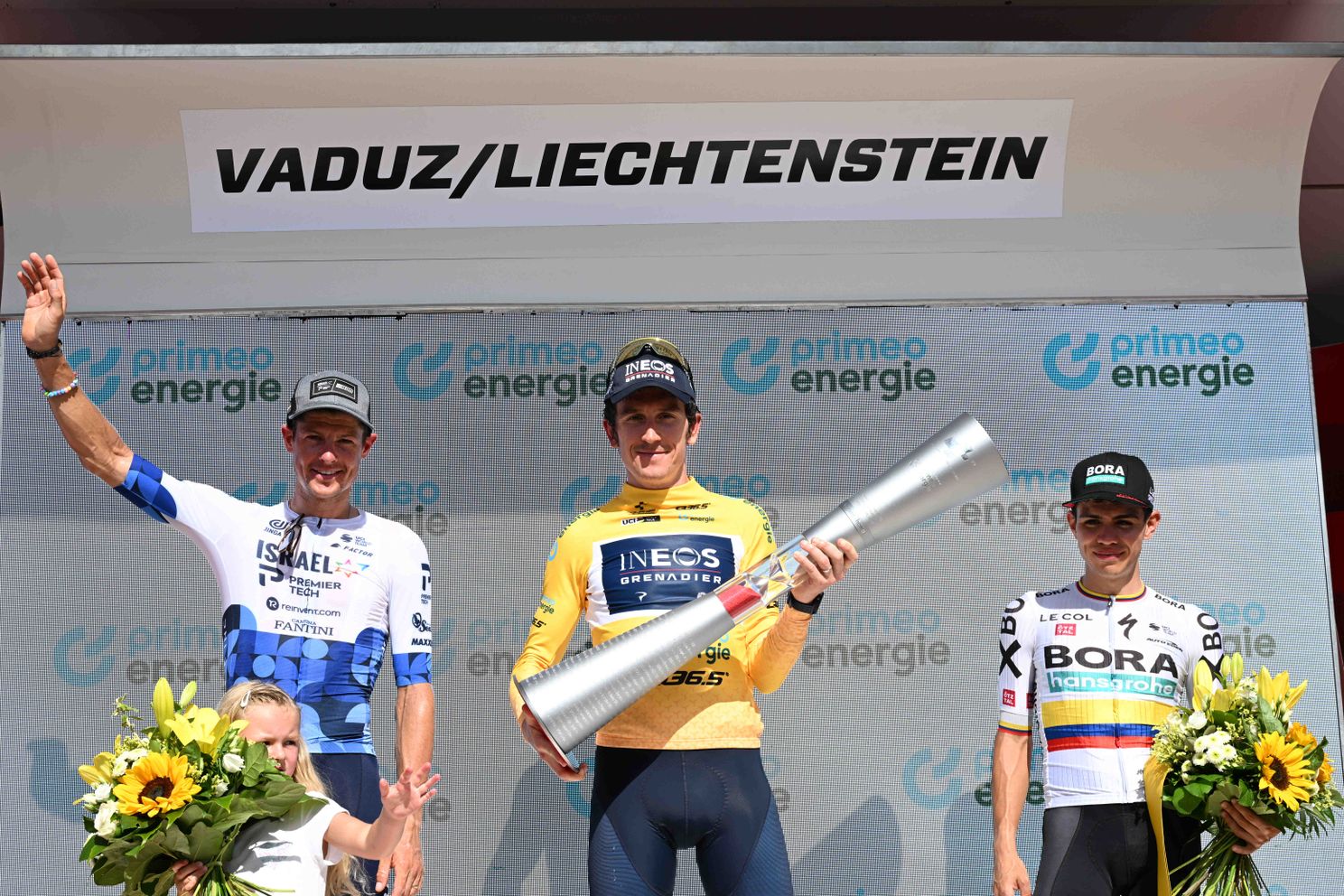 Plan INEOS voor de Tour: Drie leiders, snelle Ganna en Pidcock in rol á la Van der Poel