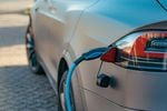 Grootste Europese producent van batterijen voor elektrische wagens vraagt faillissement aan