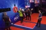 PDC sluit darts-deal van 150 miljoen voor de komende vijf jaar, te midden van 'Netflix-biedingsoorlog'