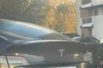 Wat gaat er schuil achter de nummerplaat op de Tesla van deze Vlaming: "Is hij misschien vrijgezel?"