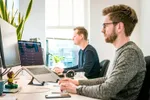 'Task masking' is een zorgwekkende trend op de werkvloer: wat is het en waarom maakt het werkgevers bang?