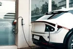 Nieuw onderzoek met verrassende resultaten: zoveel rijbereik verlies je in de winter met je elektrische auto