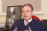 Premier Bart De Wever heeft erg slecht nieuws voor Belgische stakers: "Bespaar u de moeite"