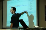 Topmanager zorgt voor controverse binnen het onderwijs: "AI is een betere leraar dan mensen"