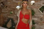Amy uit 'The Real Housewives' poseert in bikini en het internet gaat helemaal plat: "Zoveel klasse in één foto!"