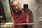 Eline De Munck trekt een leuk lingeriesetje aan en deelt groot nieuws met de wereld (foto's)