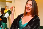 Wendy Van Wanten toont dat ze op haar 65e nog steeds gezien mag worden in bikini (foto's)