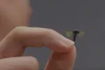 China onthult angstaanjagende mini‑drone ter grootte van een mug, ontworpen voor 'speciale missies