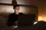 Loop jij gevaar? Te veel 'natuurfilmpjes' kijken wordt plots gelinkt aan levensbedreigende ziekte