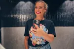 An Lemmens ontvangt 'pretstokfoto' van man, maar zet hem online flink te kijk: "Hij stuurde zijn garnaal..."
