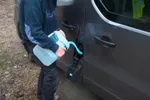 AdBlue-systeem sloopt auto én portemonnee van Vlaming Mark: "Garage houdt me aan het lijntje en ik betaal me blauw!"