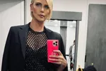 Actrice Charlize Theron (49) doet boekje open over onenightstand met 26-jarige man: "Het was fantastisch!"