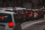 Waarom 2 op de 3 Belgen zich mateloos storen aan dit verkeersgedrag: "Alles wordt plots onvoorspelbaar"