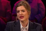 Dit is de - bijna 20 jaar oudere - nieuwe vriend van Ella Leyers, en het is zeker geen onbekende