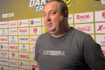 Kim Huybrechts haalt zwaar uit en vereffent rekening: "Ze moesten zich kapot schamen!"