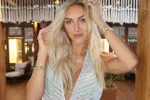 Vlaamse 'bikinibody' Jill doet het nu in (weinig verhullend) badpak, maar da's even indrukwekkend (foto's)