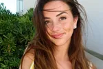 'Grappigste vrouw van België' (en bloedhete) Shauna Dewit zet haar 'kroonjuwelen' in de etalage (foto's)