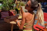 Maithé, het lief van Sean Dhondt, showt nog eens haar afgetrainde killerbody in bikini (foto's)