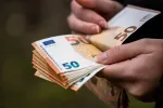 Zoveel geld moet er eigenlijk op je spaarrekening staan om niet in de problemen te komen: "Verschil tussen gemoedsrust en stress"