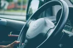 Opnieuw problemen bij Stellantis: 18.500 auto’s in België moeten terug naar de garage