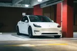 Weer een klap voor Elon Musk: belangrijke feature van Tesla dreigt geband te worden na veiligheidsproblemen
