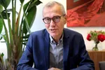 Minister Vandenbroucke richt zijn vizier op langdurig zieken: "Sociale zekerheid is anders niet meer houdbaar"