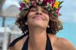 Halle Berry (59) bewijst dat leeftijd slechts een getal is met snikhete bikinifoto: "Dit is pure klasse!"