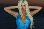 Heter dan dit wordt het niet: Christina Aguilera pakt uit met zinderende fotoshoot in lingerie