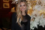 Velen noemen Bo Praet een van de heetste babes van Vlaanderen... Haar recente bikinifoto's geven hen gelijk!