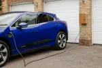 Wat als... je jouw elektrische auto een ganse maand niet gebruikt? Dit is de impact op de batterij...