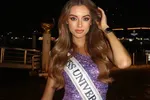 Of Karen Janssen terecht tot Miss België gekroond werd? Deze gloeiendhete bikinifoto's overtuigen de grootste twijfelaars