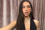 Dua Lipa 'heetste vrouw op aarde' gedoopt na foto's die weinig aan de verbeelding overlaten