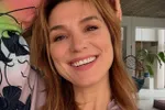 Evi Hanssen trekt haar bikini aan en duikt alvast het weekend in: "Prachtige foto... prachtige dame!"