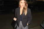 Zita Wauters oogst niks dan lof in (deels) doorschijnende outfit: "Even knap als je mama!" (foto's)