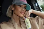 'Real Housewife' Amy pronkt in een zomerse outfit en iedereen zegt hetzelfde: "Een prinses!" (foto's)
