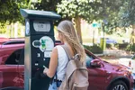 Deze oplichting komt steeds vaker voor bij Vlaamse parkeerautomaten: "Wees op je hoede!"